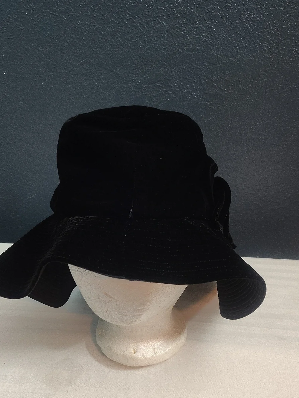 Rare Vintage Marshall Field & Co Black Velvet Slouch Bucket Floppy Hat 1960s S
